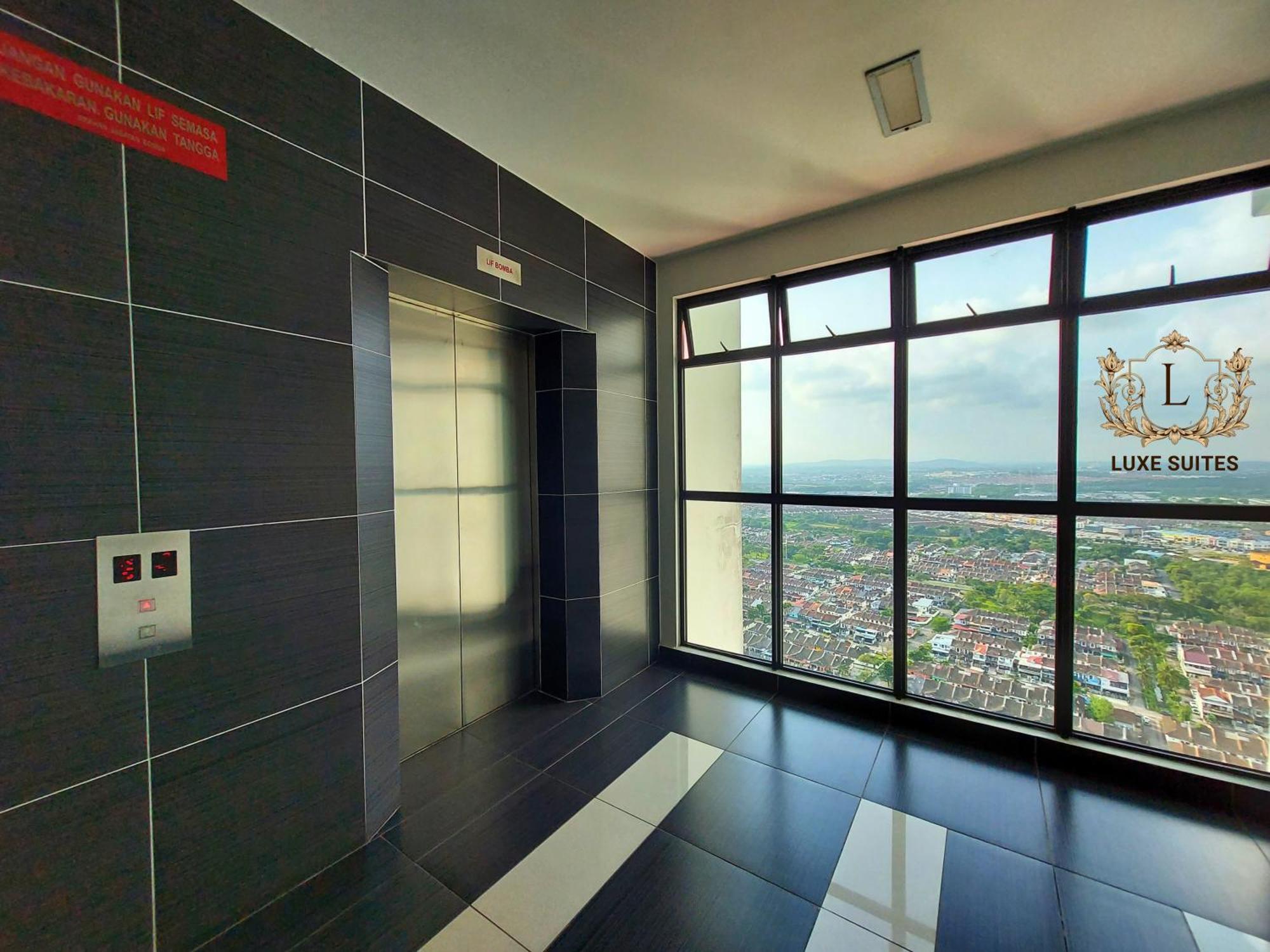 Luxe Suites At Skyloft Johor Bahru Exterior photo