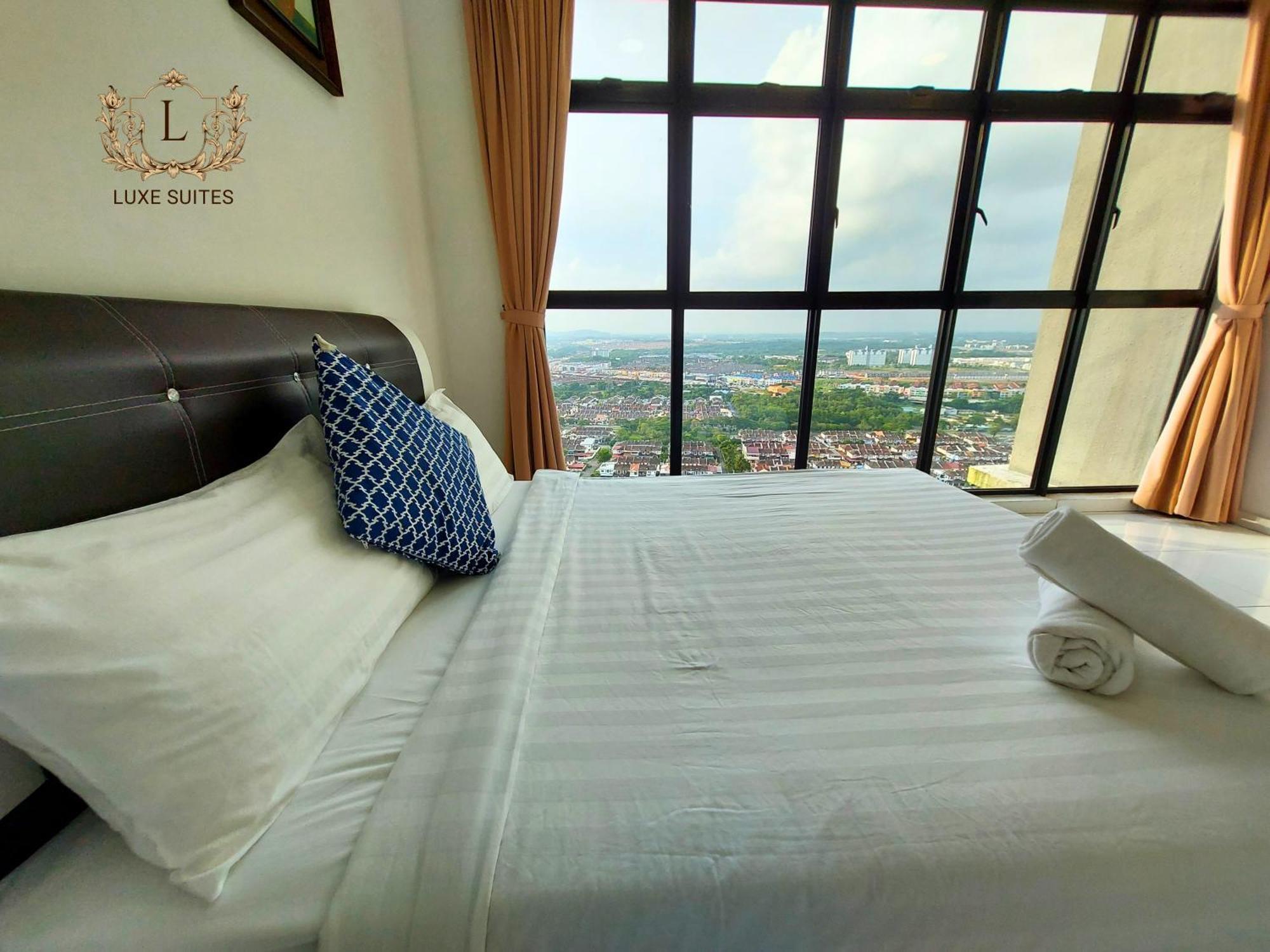 Luxe Suites At Skyloft Johor Bahru Exterior photo