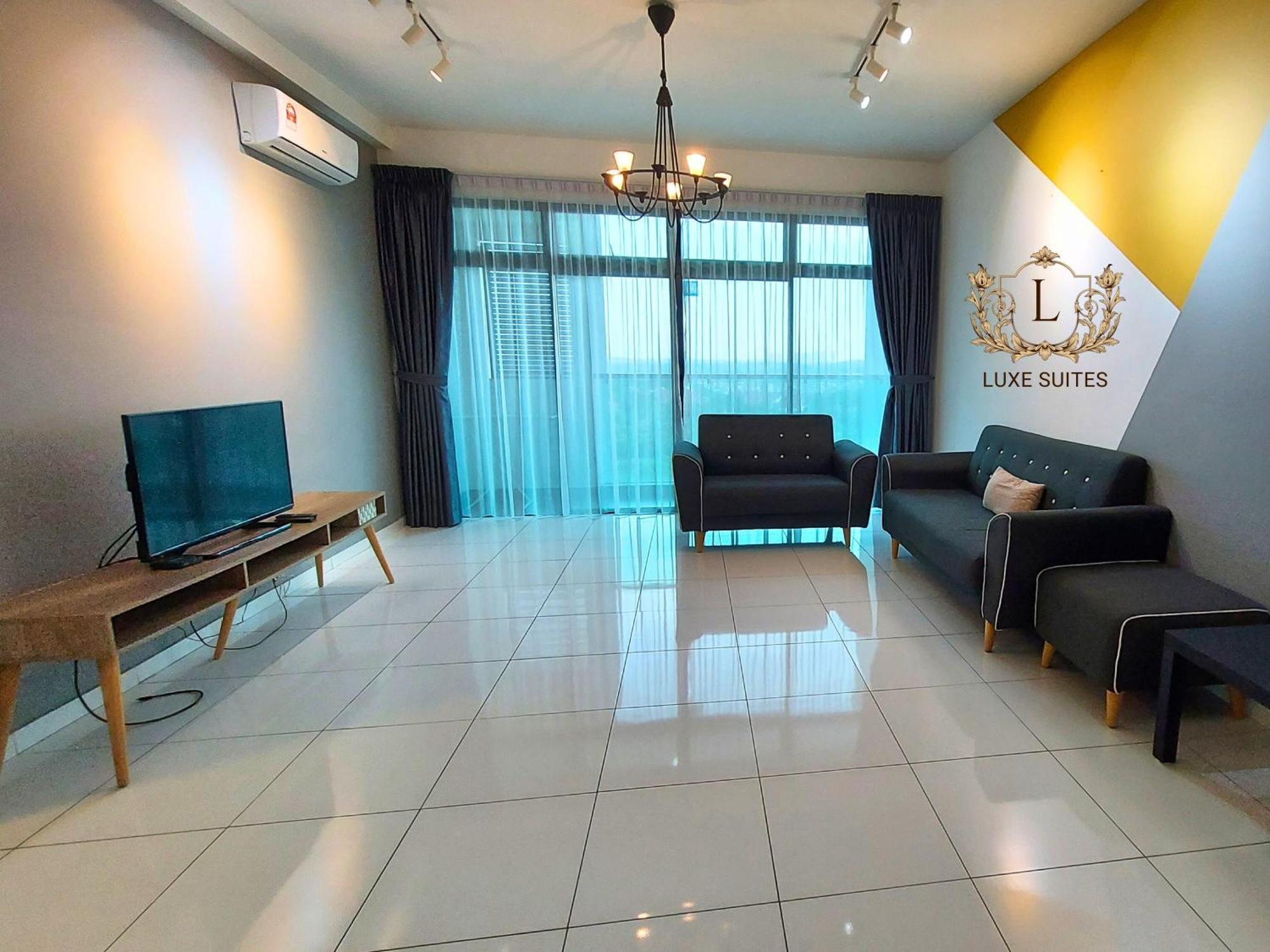 Luxe Suites At Skyloft Johor Bahru Exterior photo